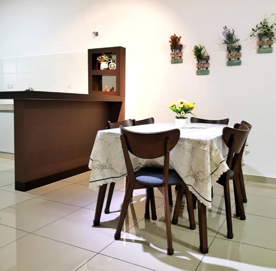Holiday Homestay Seremban Eksteriør billede