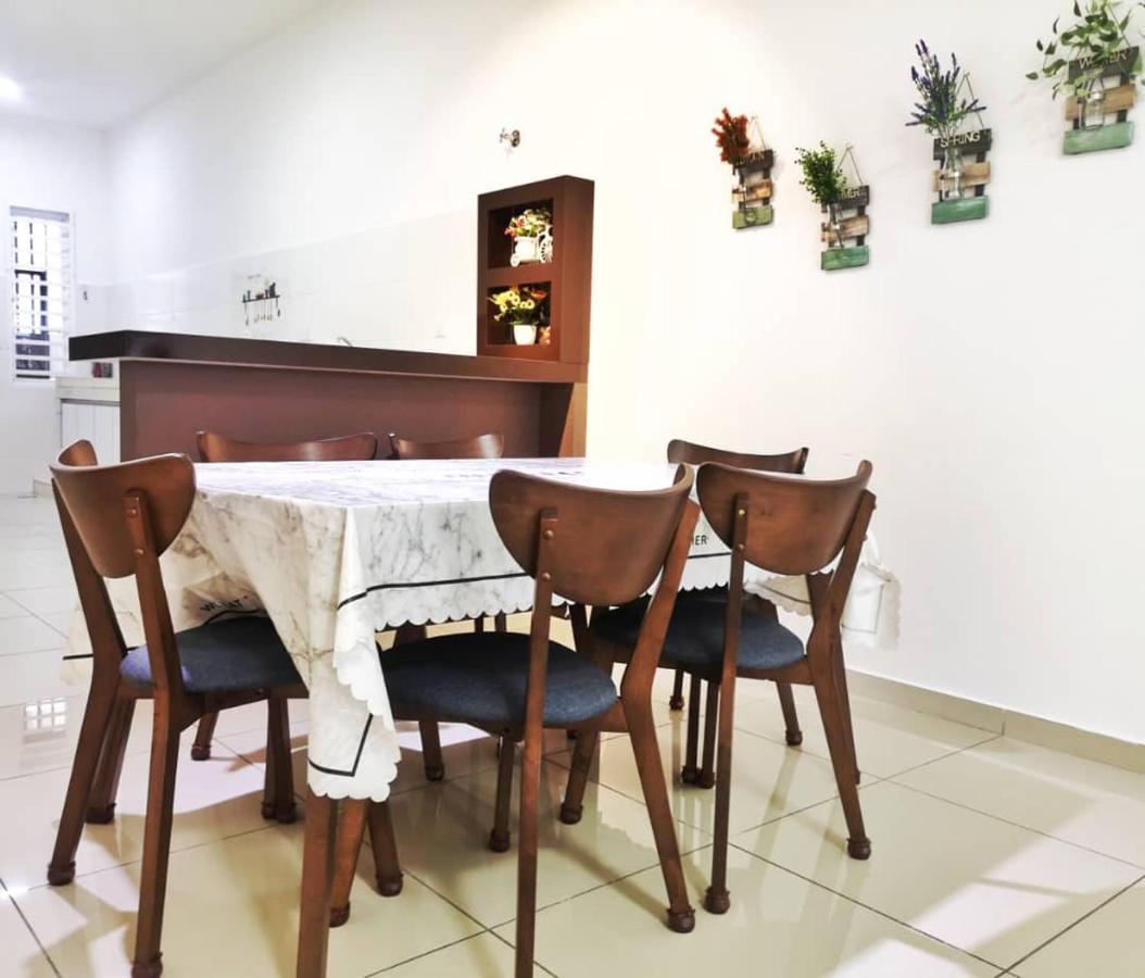 Holiday Homestay Seremban Eksteriør billede